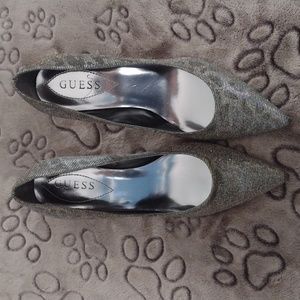 Guess Women's Heels Size 9M Silver & Gold Color gently Used appox 4.25 inch heel